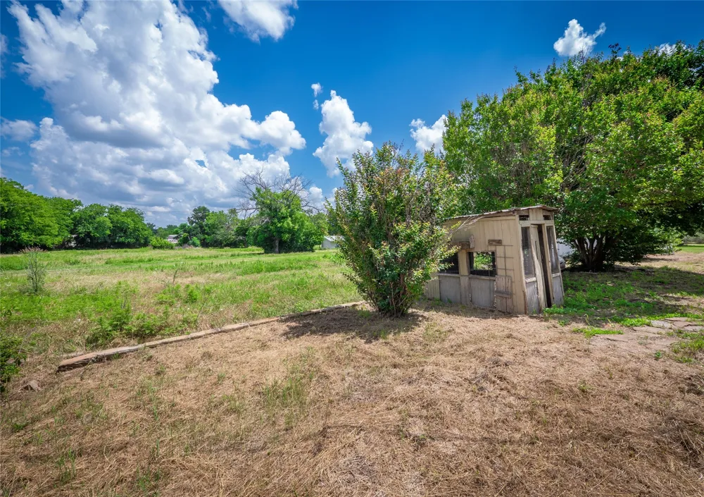 325 County Road 100 San Saba, TX 76877