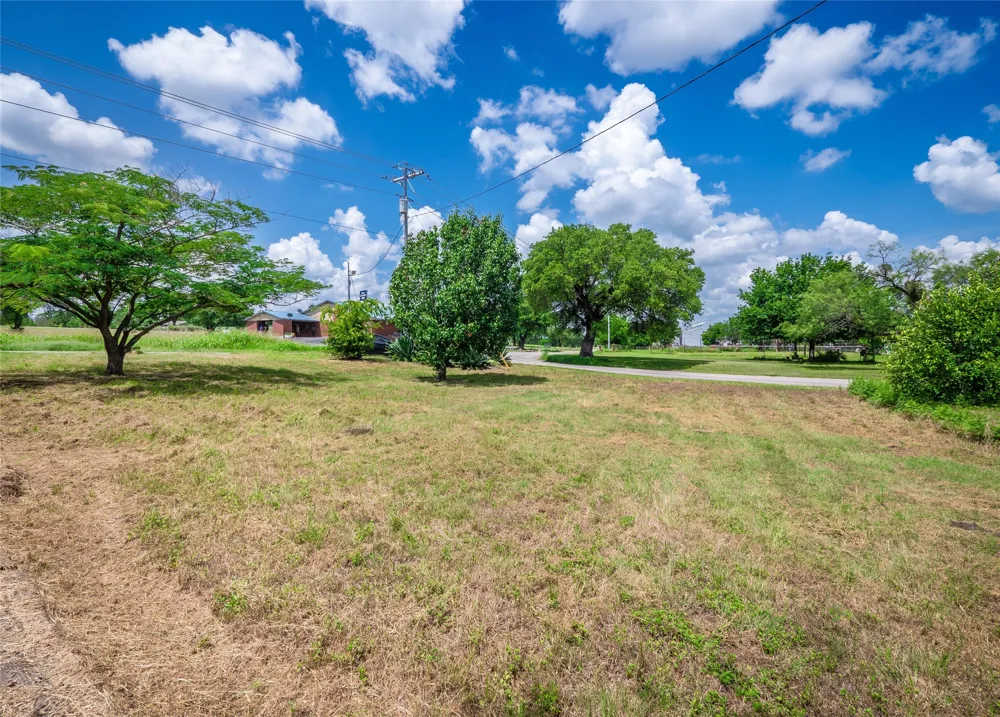 325 County Road 100 San Saba, TX 76877