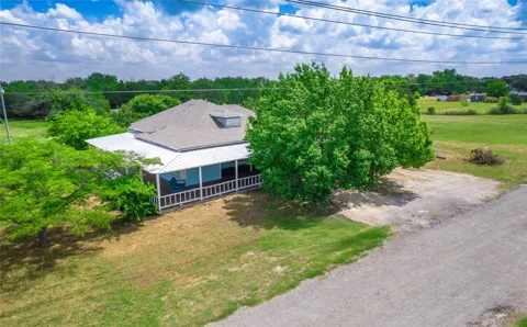 325 County Road 100