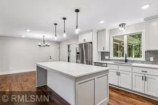 1255 78th Street Victoria, MN 55386