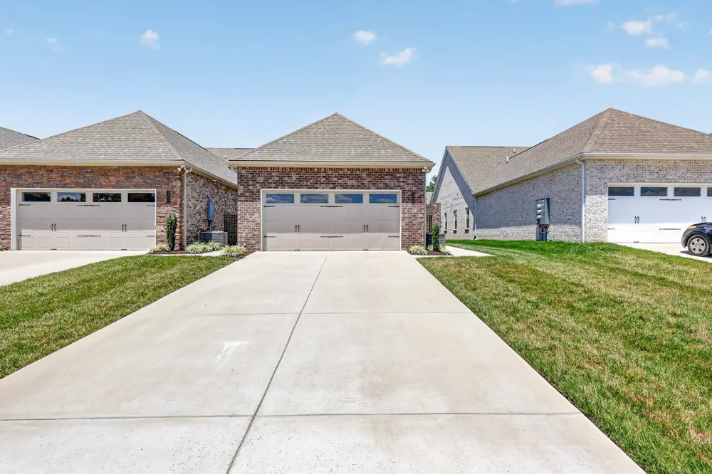 2306 Laurelstone Dr Murfreesboro, TN 37130