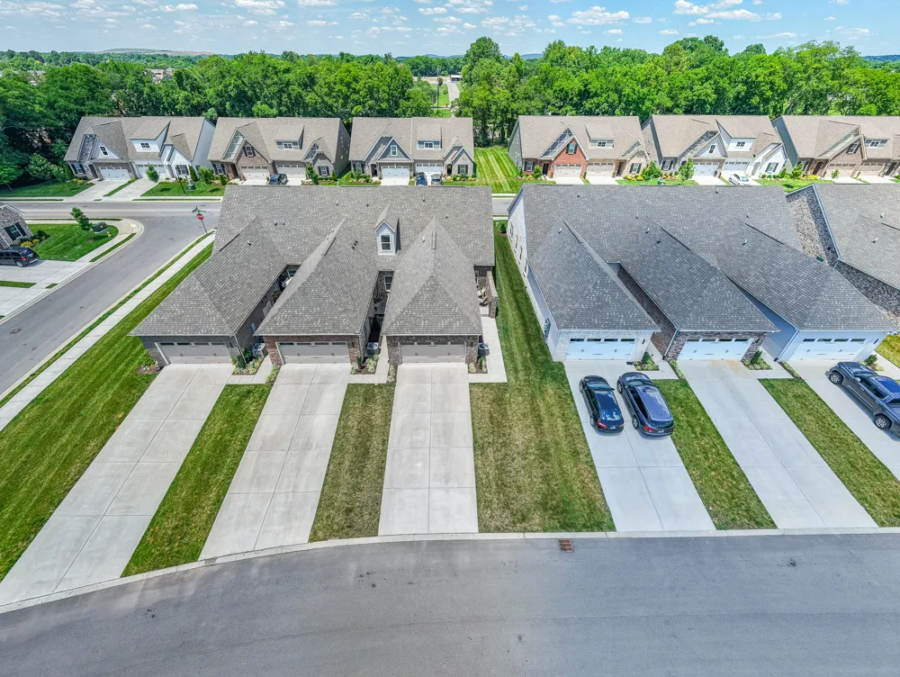 2306 Laurelstone Dr Murfreesboro, TN 37130