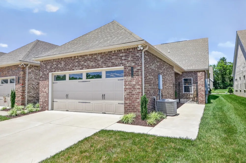 2306 Laurelstone Dr Murfreesboro, TN 37130