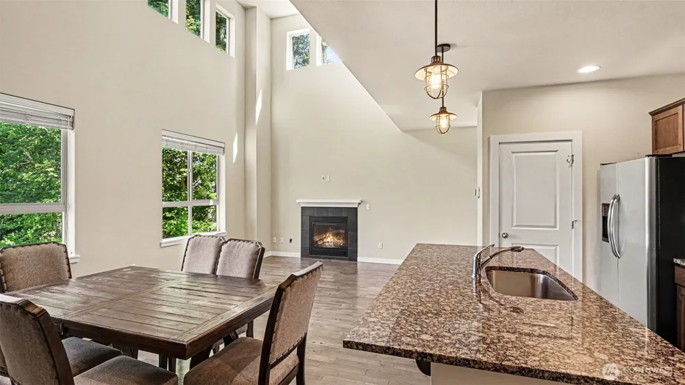 16533 2nd Park SE Bothell, WA 98012