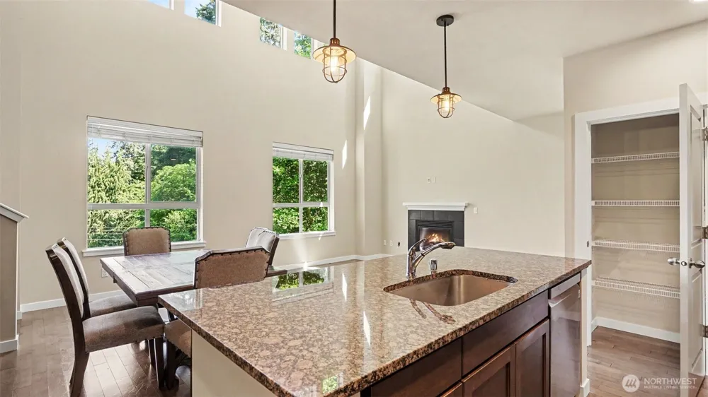 16533 2nd Park SE Bothell, WA 98012