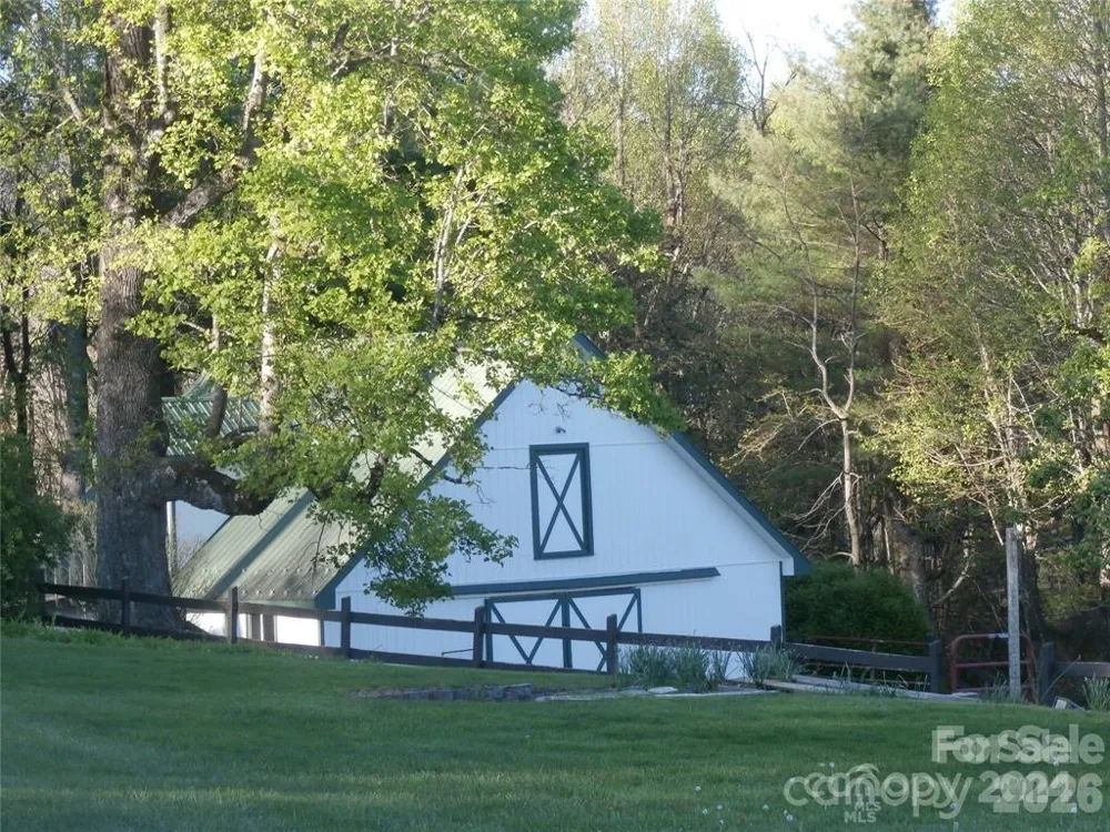 288 Firetower Road Spruce Pine, NC 28777