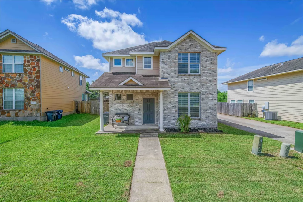 4124 McFarland Drive College Station, TX 77845