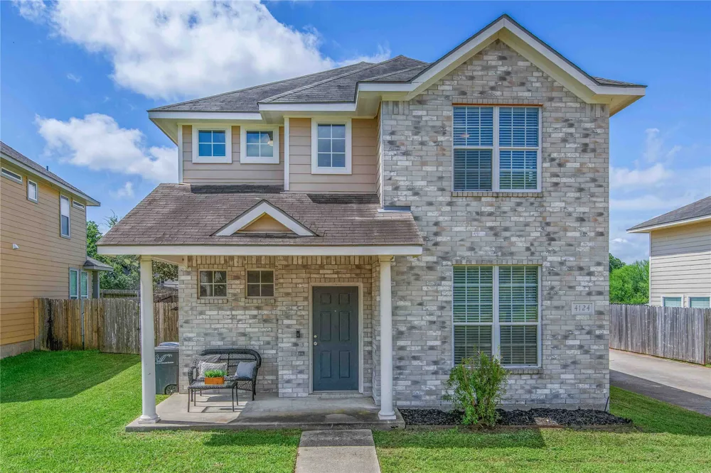 4124 McFarland Drive College Station, TX 77845