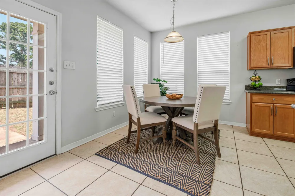 4124 McFarland Drive College Station, TX 77845