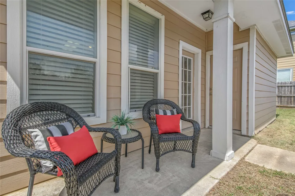 4124 McFarland Drive College Station, TX 77845