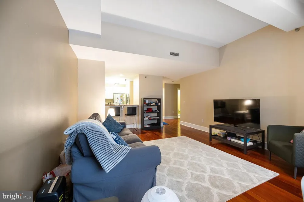 1500 CHESTNUT STREET #13E Philadelphia, PA 19102