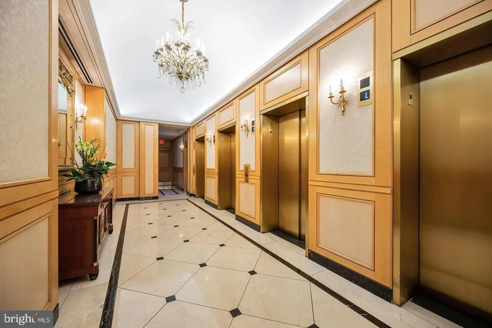 1500 CHESTNUT STREET #13E Philadelphia, PA 19102