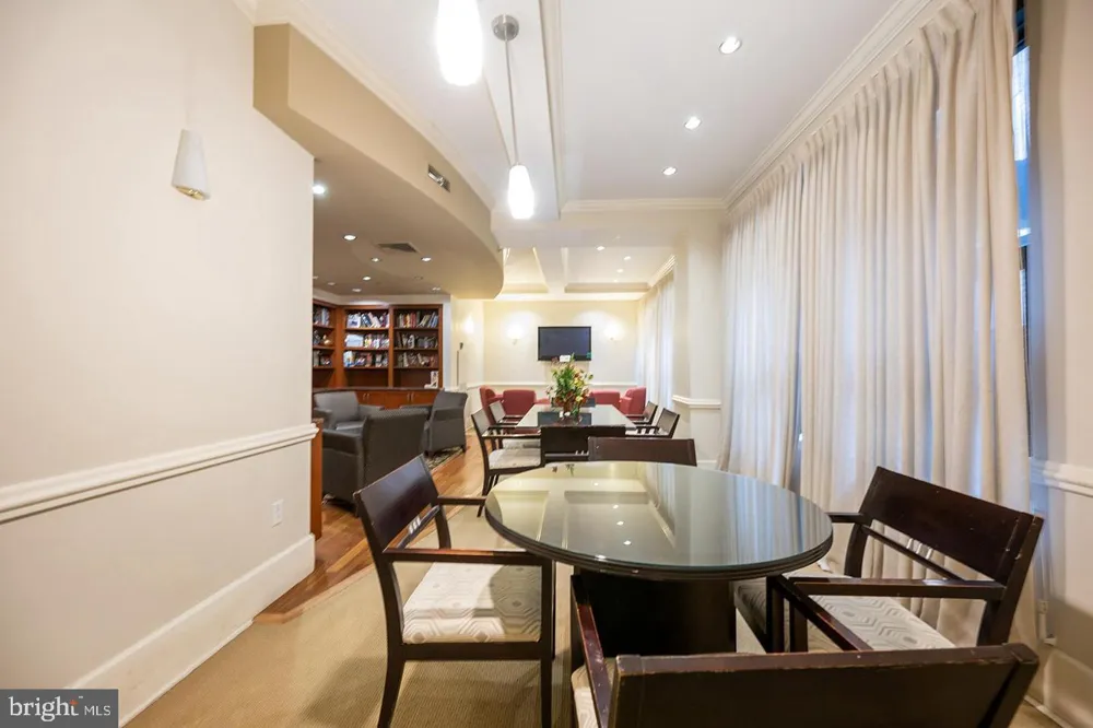 1500 CHESTNUT STREET #13E Philadelphia, PA 19102