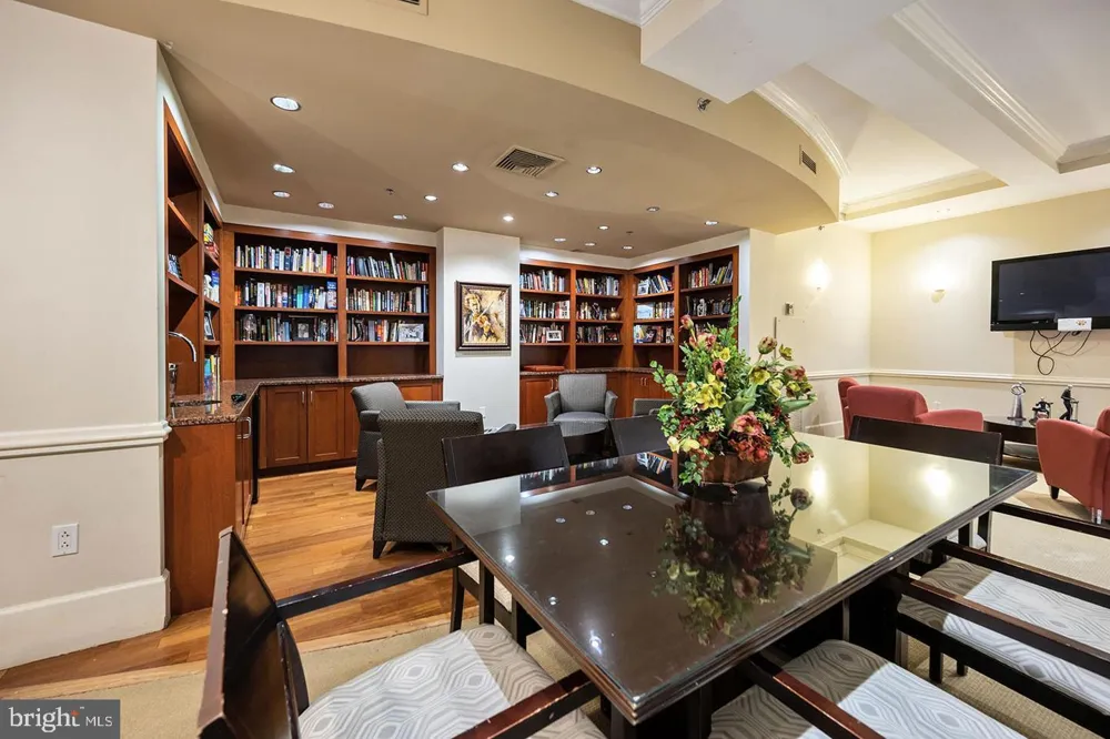 1500 CHESTNUT STREET #13E Philadelphia, PA 19102