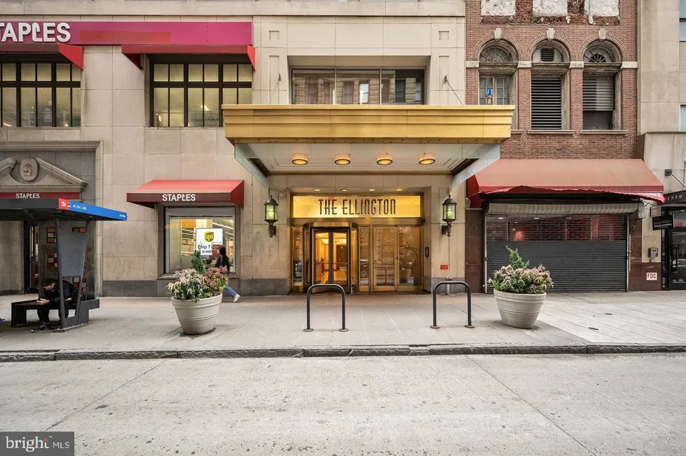 1500 CHESTNUT STREET #13E Philadelphia, PA 19102