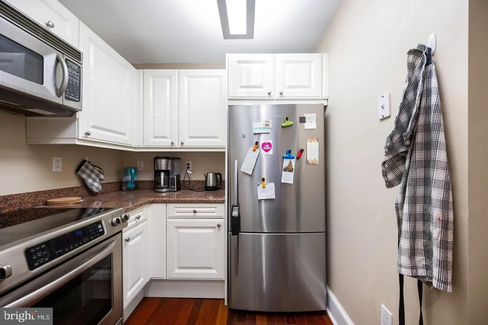 1500 CHESTNUT STREET #13E Philadelphia, PA 19102