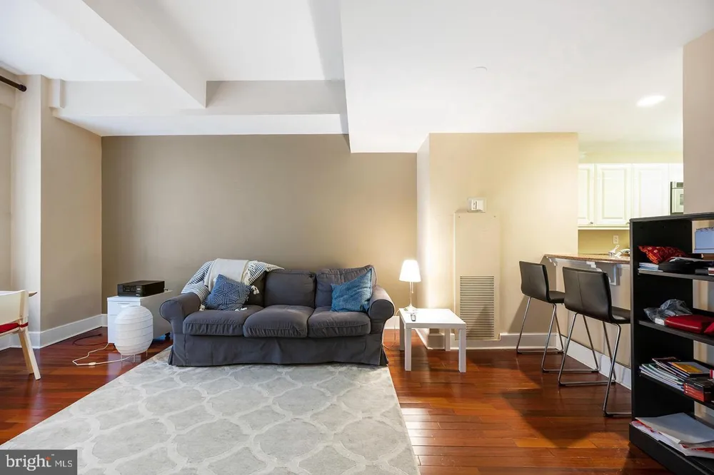 1500 CHESTNUT STREET #13E Philadelphia, PA 19102