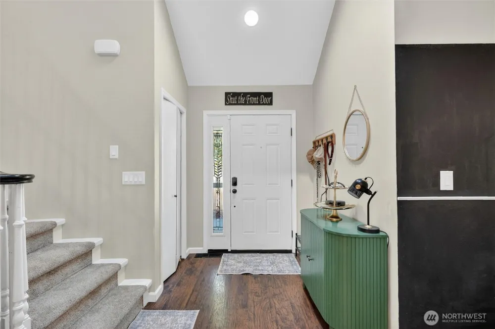 6898 Golf View Drive Lynden, WA 98264