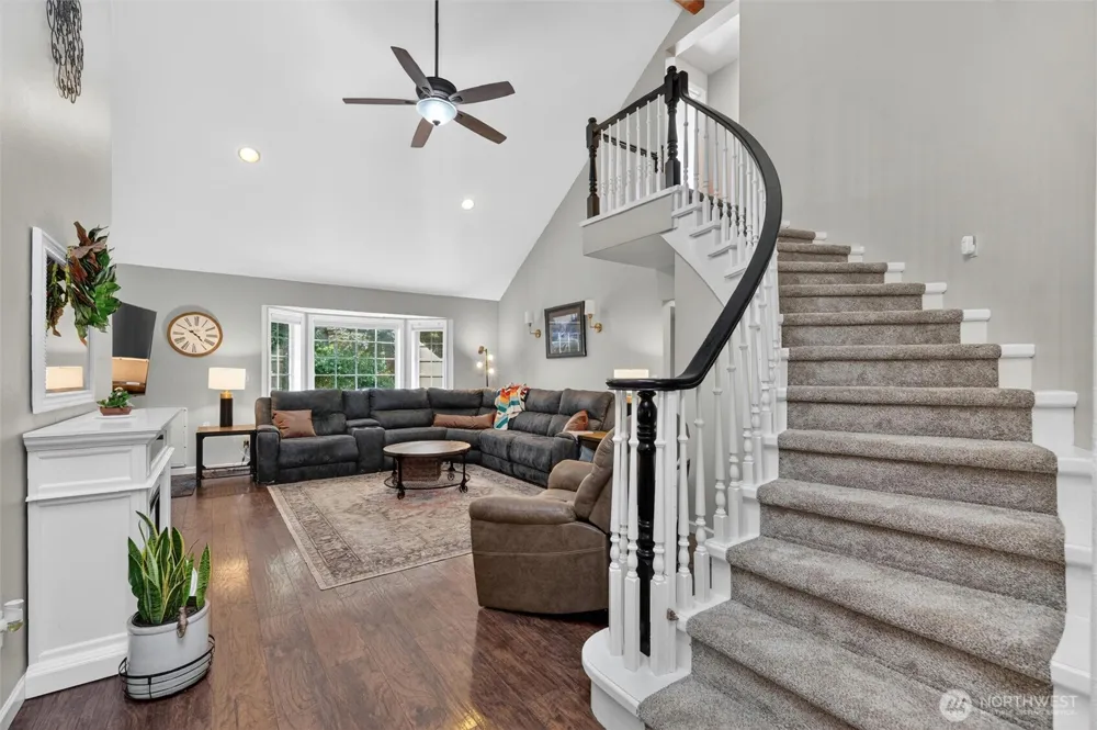 6898 Golf View Drive Lynden, WA 98264