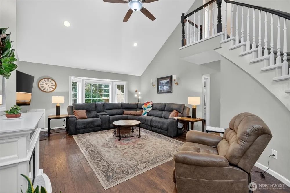6898 Golf View Drive Lynden, WA 98264