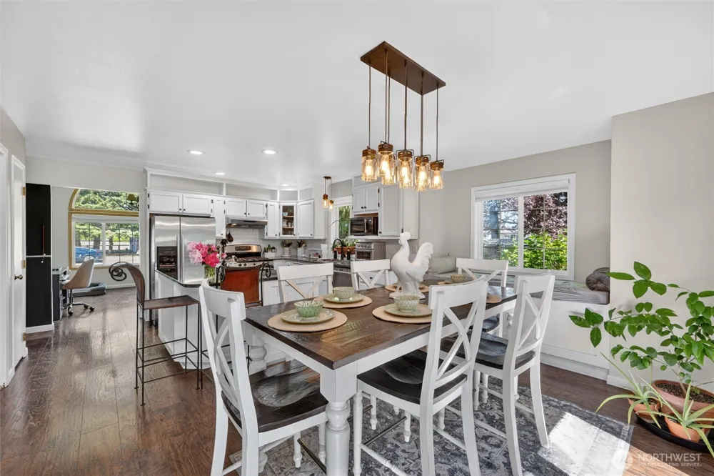 6898 Golf View Drive Lynden, WA 98264