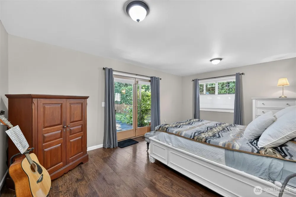6898 Golf View Drive Lynden, WA 98264