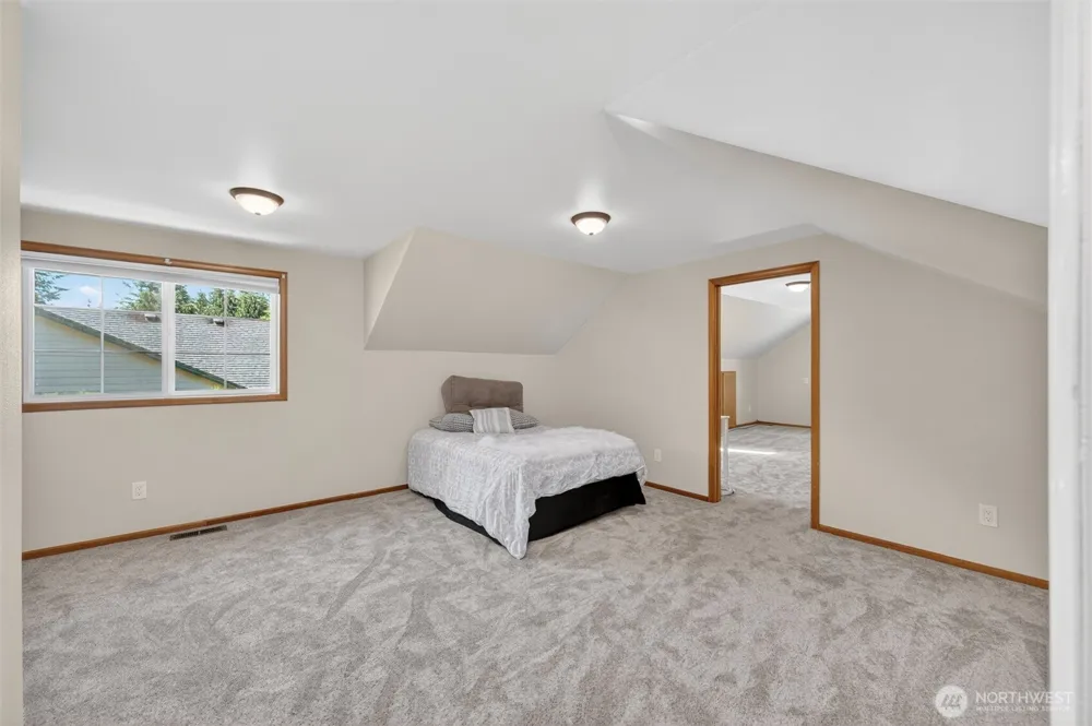 6898 Golf View Drive Lynden, WA 98264