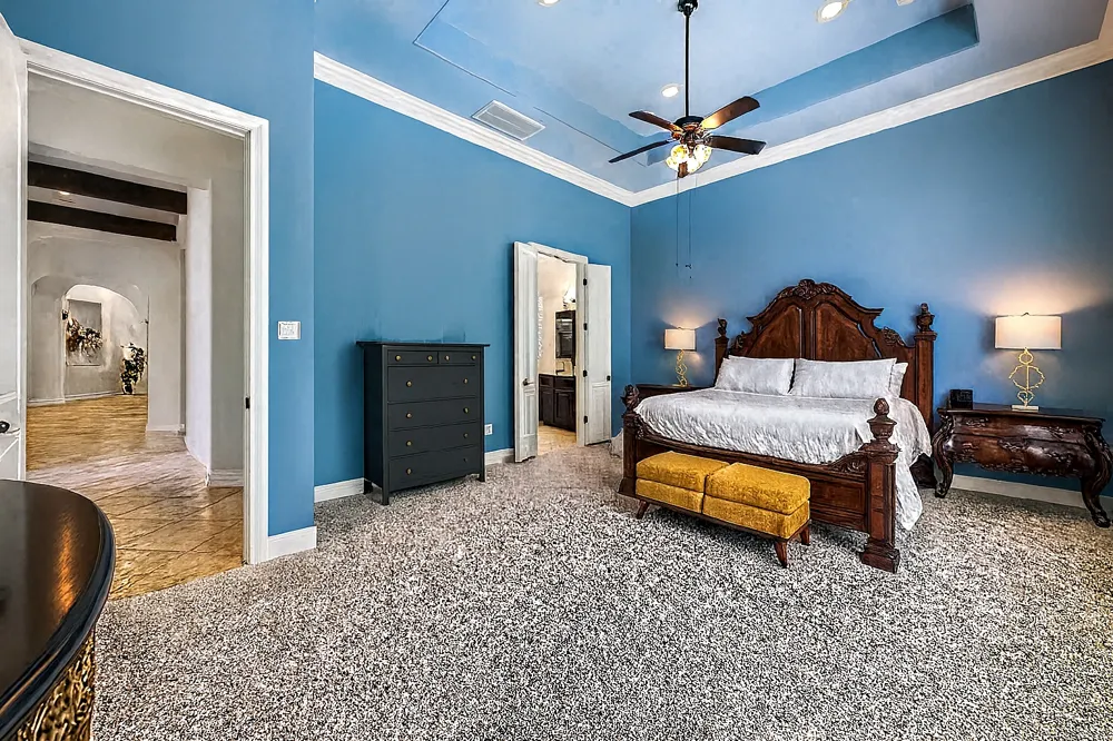 11725 Red Oak Valley Lane Austin, TX 78732