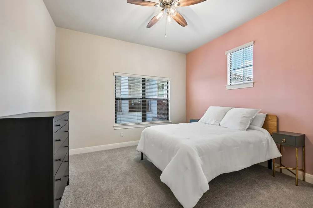 11725 Red Oak Valley Lane Austin, TX 78732