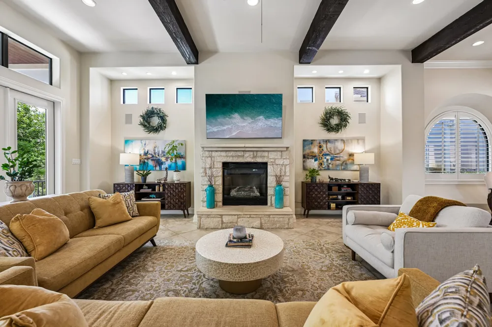 11725 Red Oak Valley Lane Austin, TX 78732