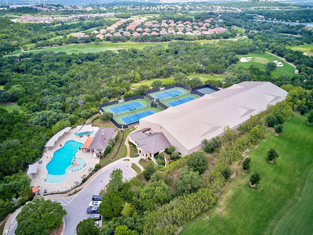 11725 Red Oak Valley Lane Austin, TX 78732