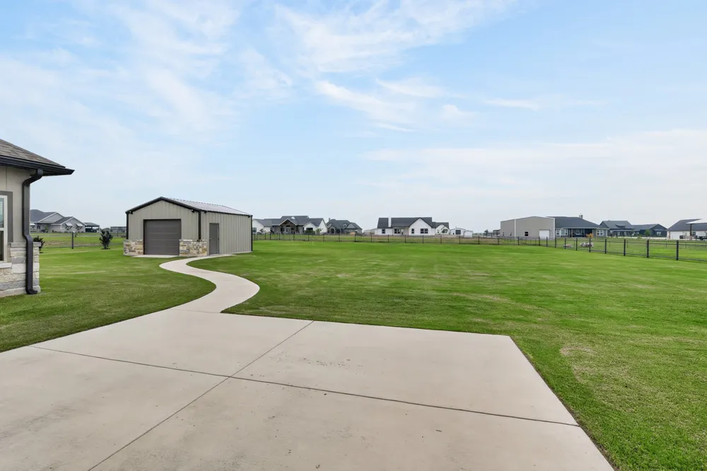 412 Farmstead Drive Seguin, TX 78155