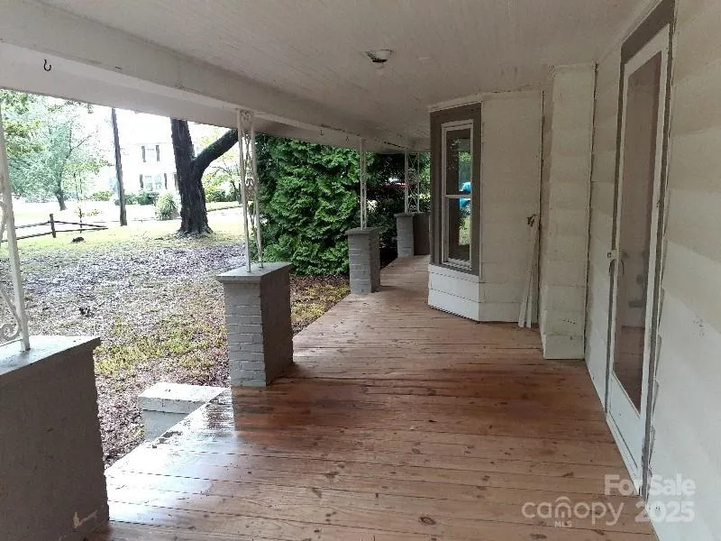 310 E Church Street Troutman, NC 28166