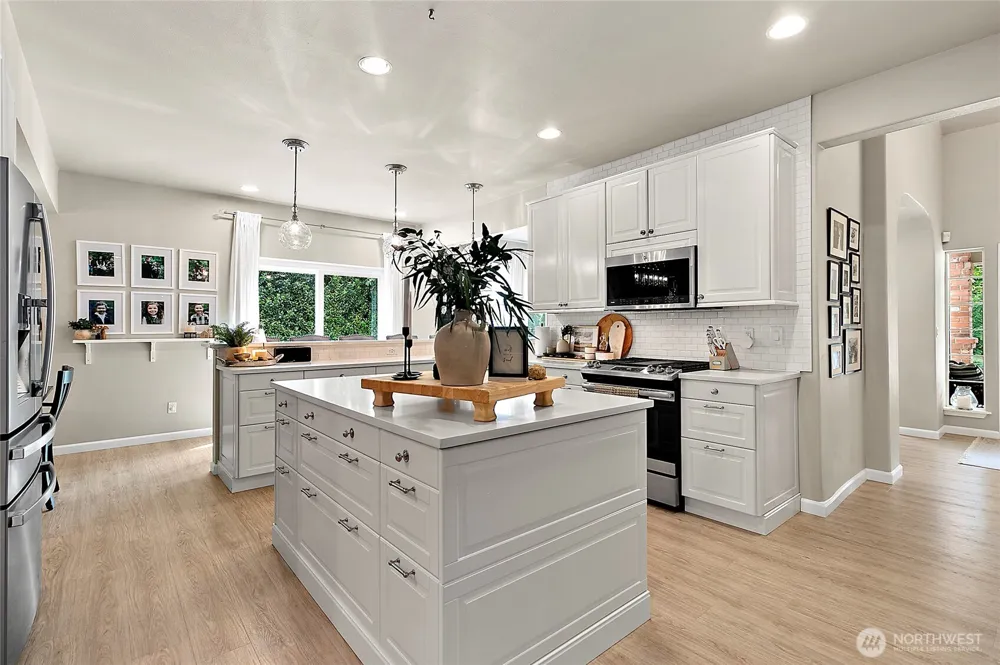 20407 SE 261st Place Covington, WA 98042