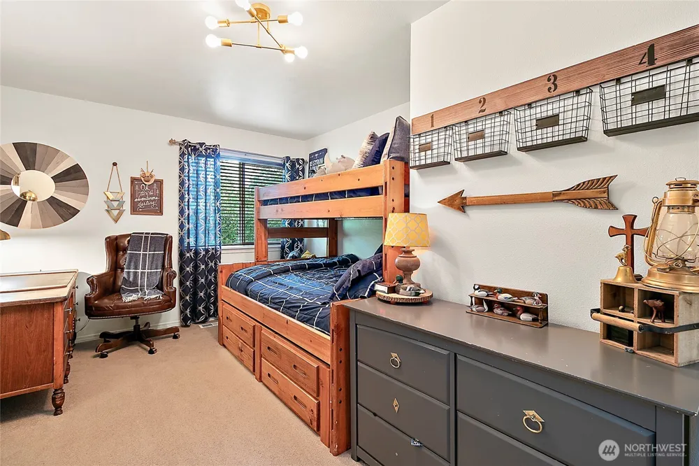 20407 SE 261st Place Covington, WA 98042