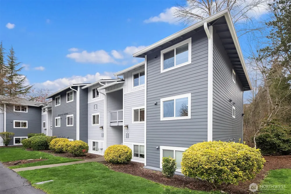 14006 NE 181 PLACE #B206 Woodinville, WA 98072