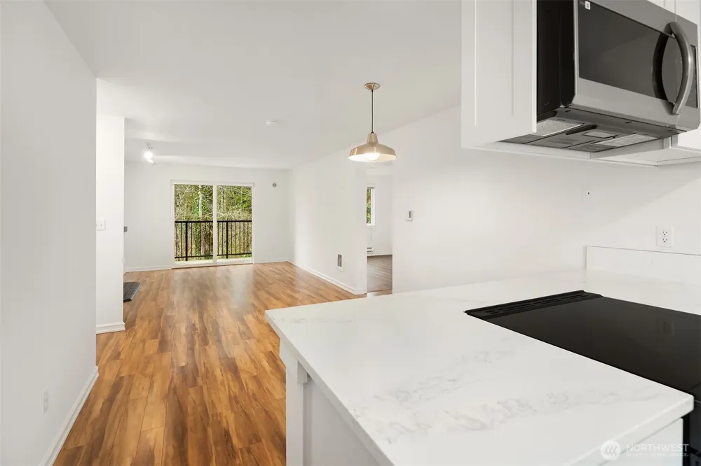 14006 NE 181 PLACE #B206 Woodinville, WA 98072