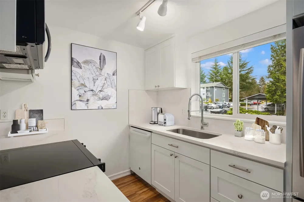 14006 NE 181 PLACE #B206 Woodinville, WA 98072