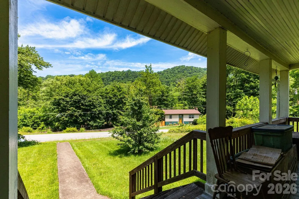 329 Fork Road Barnardsville, NC 28709
