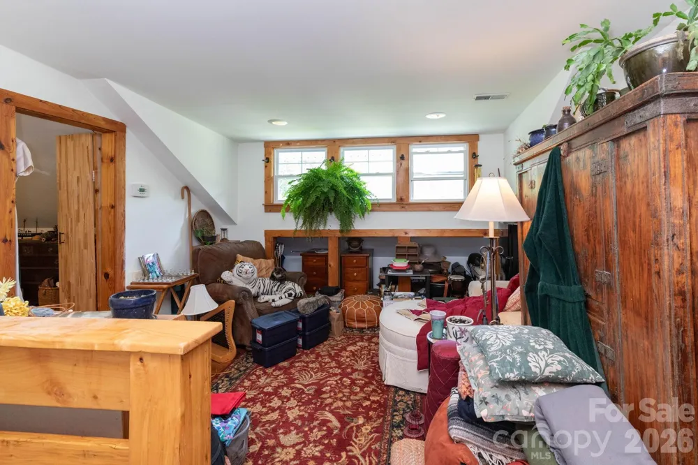 329 Fork Road Barnardsville, NC 28709