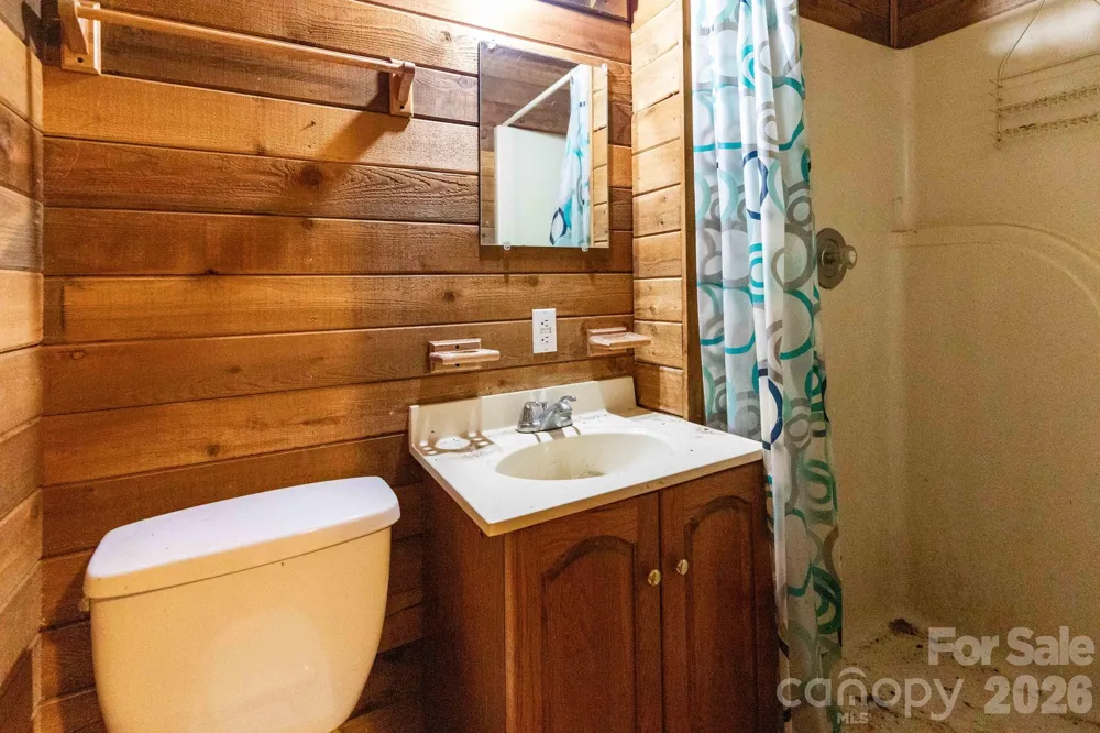 329 Fork Road Barnardsville, NC 28709