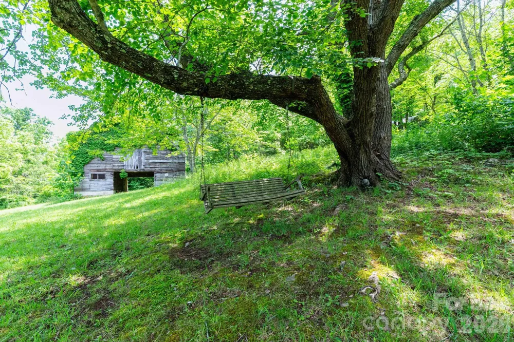 329 Fork Road Barnardsville, NC 28709