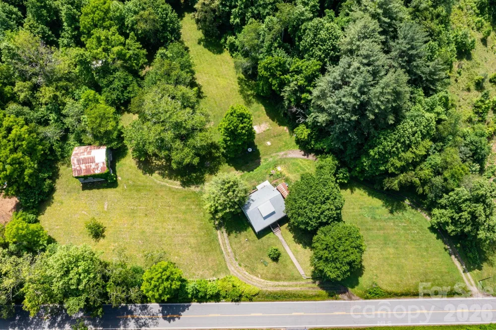 329 Fork Road Barnardsville, NC 28709