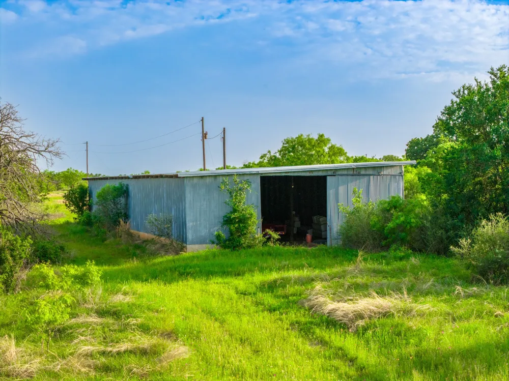 11079 Cr 266 Rochelle, TX 76872