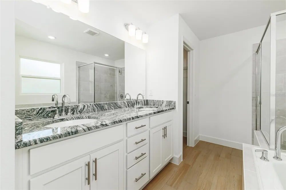 3038 THORNHILL ROAD Winter Haven, FL 33880