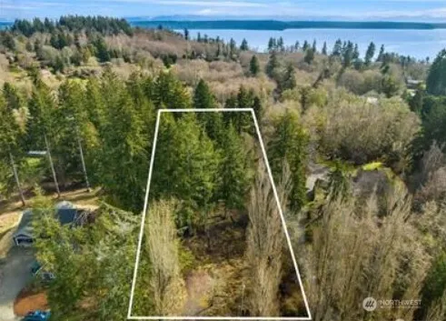 16330 93rd Avenue SW Vashon, WA 98070