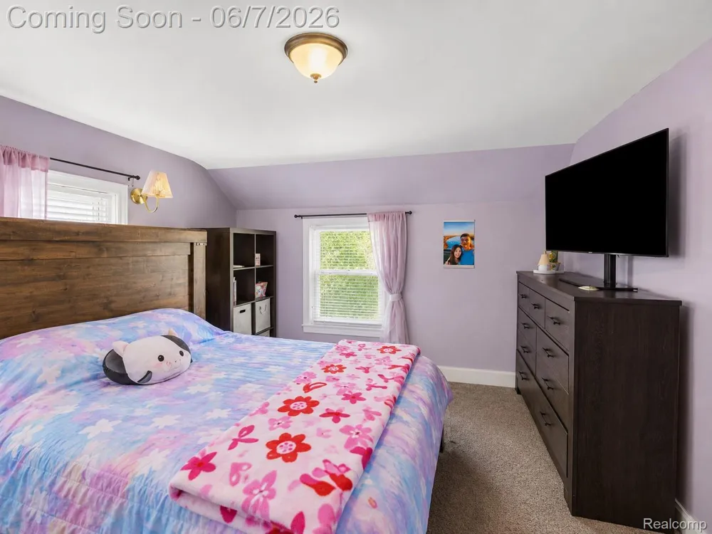 1304 Stewart Avenue Lincoln Park City, MI 48146