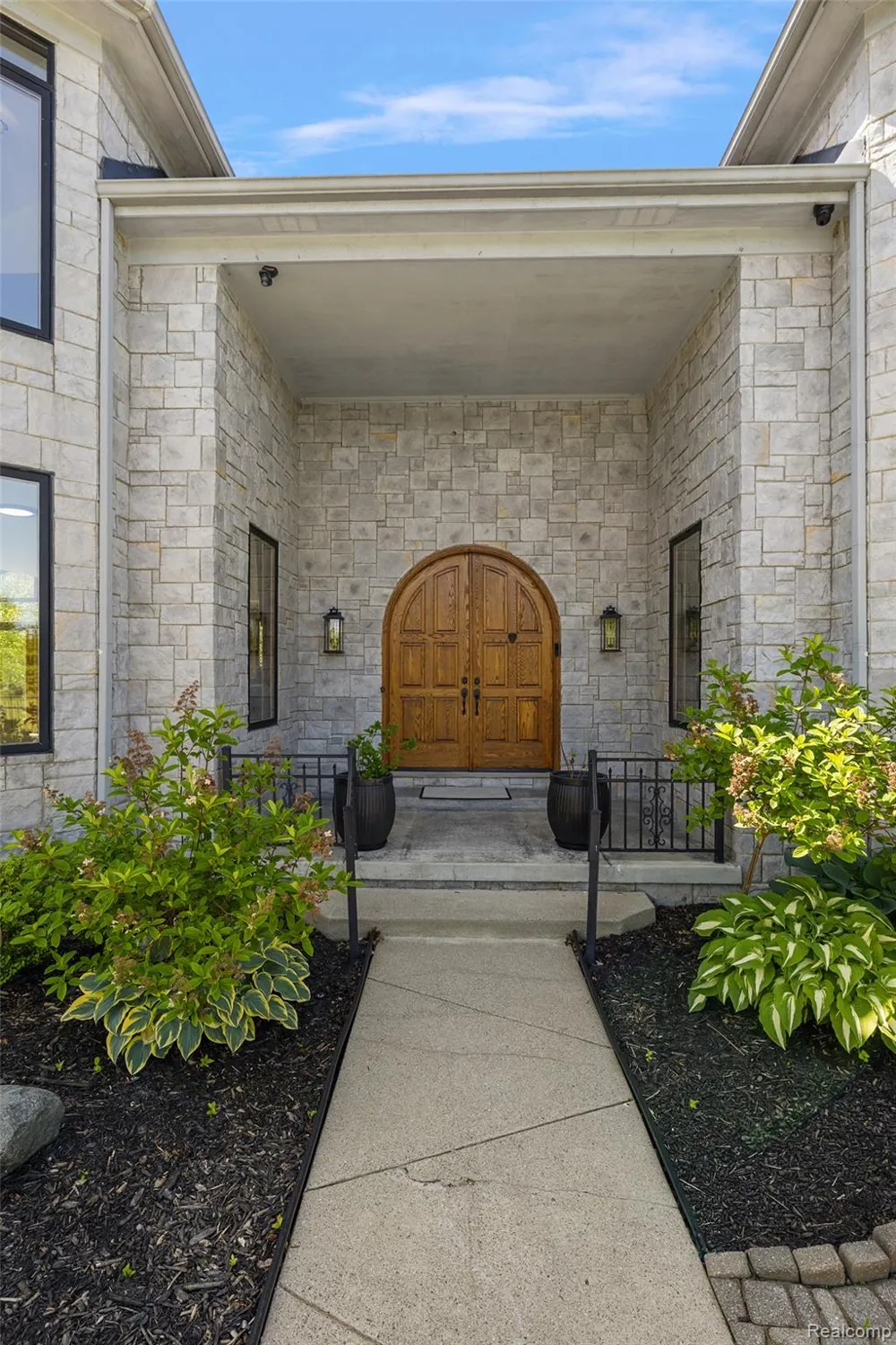 62502 Wayfaring Road Ray Township, MI 48096