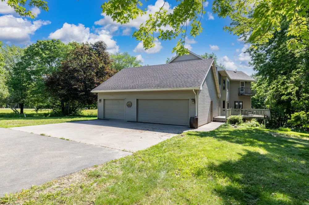 25507 208th Lane Belle Plaine, MN 56011