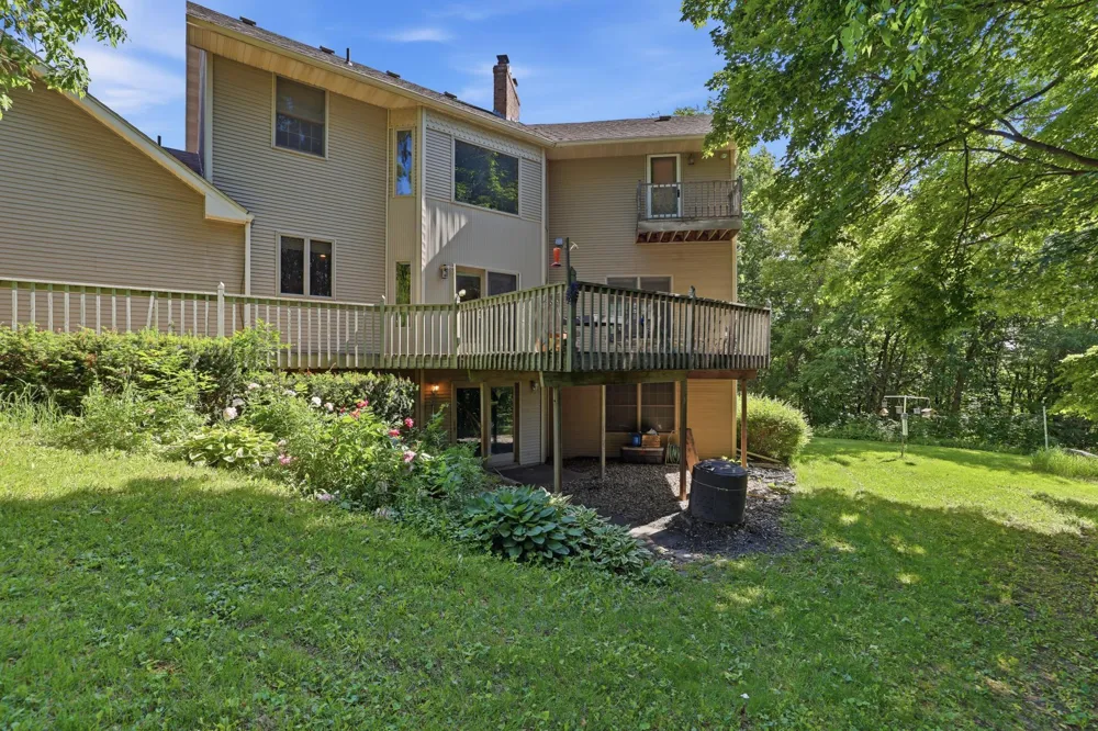25507 208th Lane Belle Plaine, MN 56011